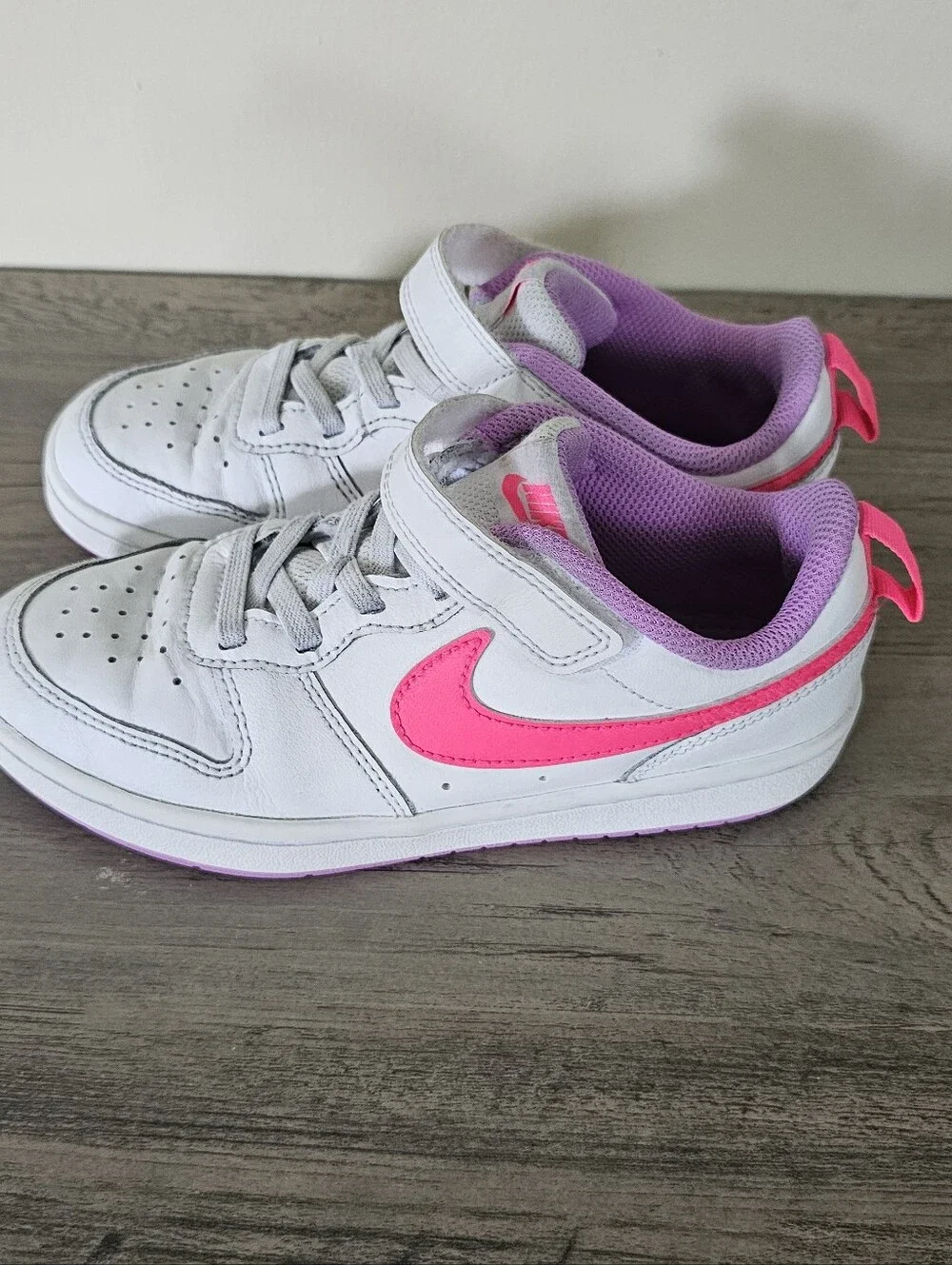 Nike velcro closure